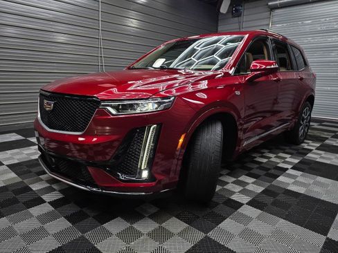 Used 2022 Cadillac XT6 Sport w/ Platinum Package AWD/4WD image 47