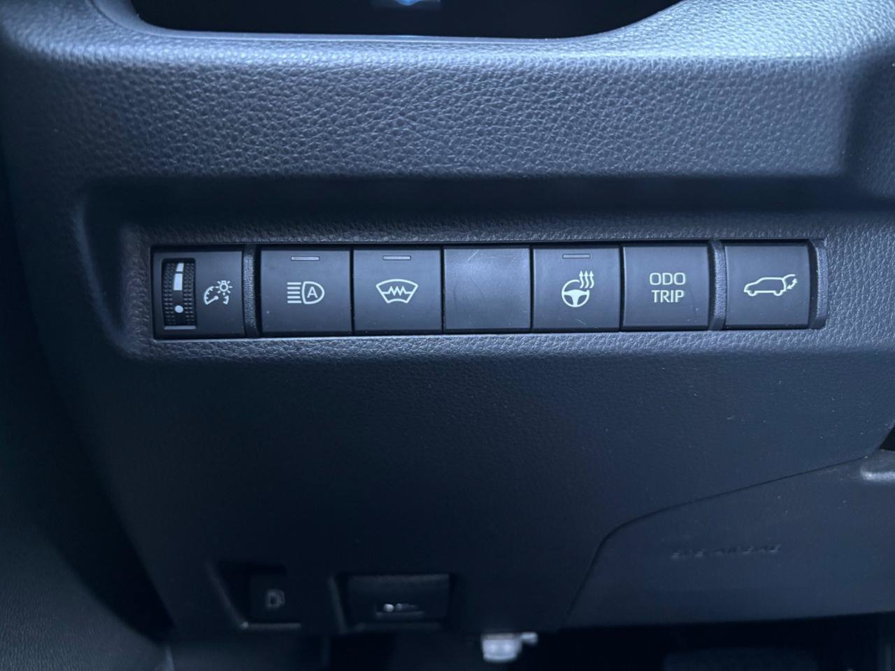 Used 2023 Toyota RAV4 XSE w/ Weather Package AWD/4WD image 19