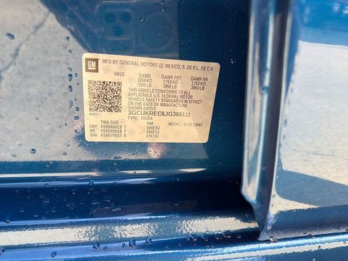 Used 2018 Chevrolet Silverado 1500 LT w/ All Star Edition image 29