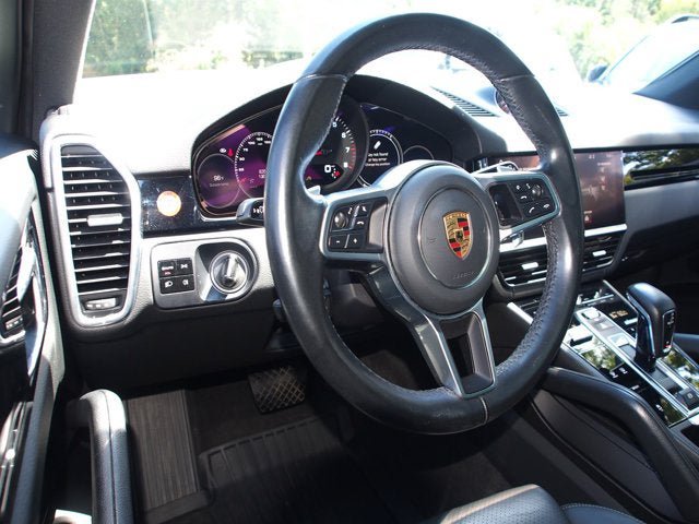 Used 2021 Porsche Cayenne AWD/4WD image 17