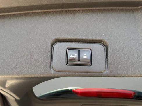 Used 2022 Nissan Rogue Platinum w/ Head-Up Display Package AWD/4WD image 19