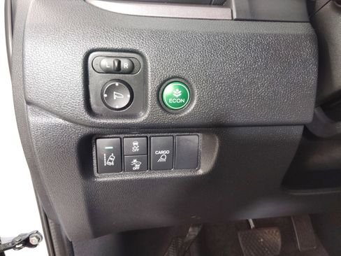 Certified 2024 Honda Ridgeline Sport image 15