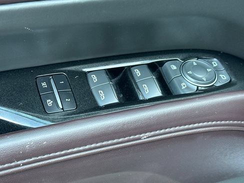 Certified 2023 Cadillac Escalade V AWD/4WD image 12
