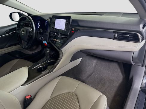 Used 2021 Toyota Camry SE FWD image 28