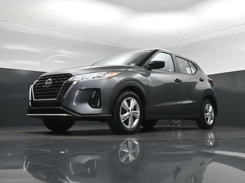 Used 2024 Nissan Kicks S FWD image 38