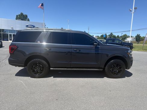 Used 2022 Ford Expedition Timberline AWD/4WD image 2