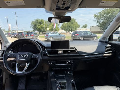 Used 2019 Audi Q5 2.0T Premium Plus w/ Premium Plus Package AWD/4WD image 15