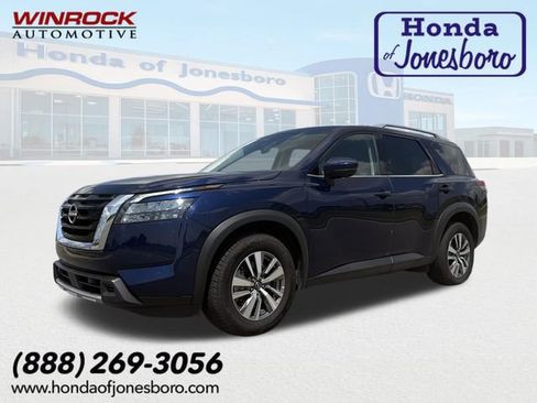 Used 2025 Nissan Pathfinder SL AWD/4WD image 1