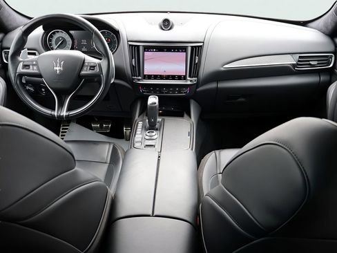 Used 2022 Maserati Levante Modena AWD/4WD image 15