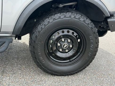 Certified 2023 Ford Bronco Black Diamond AWD/4WD image 9