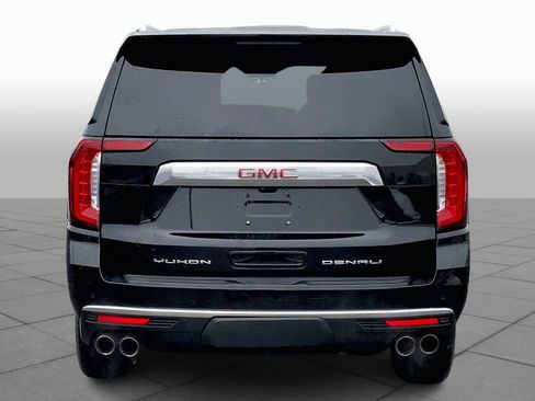 Used 2023 GMC Yukon XL Denali w/ Denali Reserve Package image 5