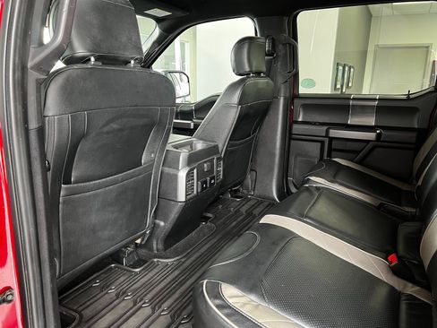 Used 2019 Ford F150 XLT w/ Equipment Group 302A Luxury AWD/4WD image 23