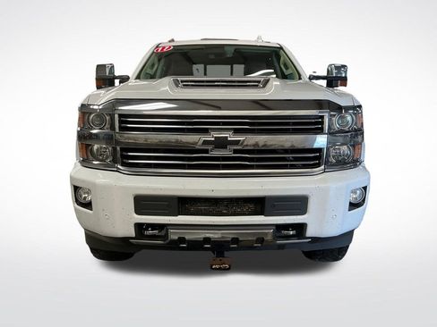 Used 2017 Chevrolet Silverado 2500 High Country w/ Duramax Plus Package AWD/4WD image 9