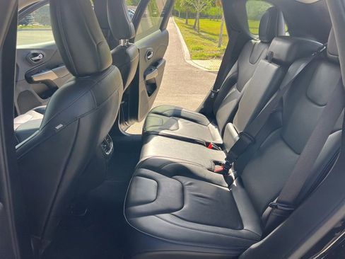 Certified 2022 Jeep Cherokee Latitude Lux FWD image 52