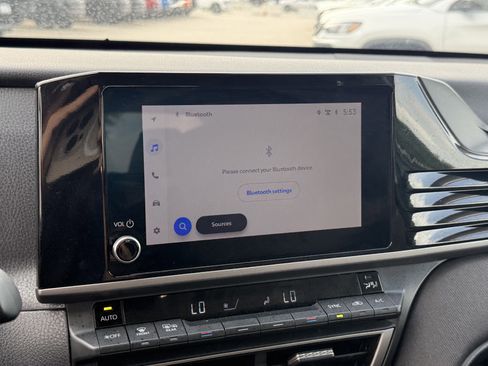 Used 2025 Toyota Camry LE image 21