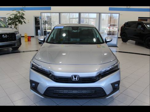 Certified 2024 Honda Civic Touring image 2