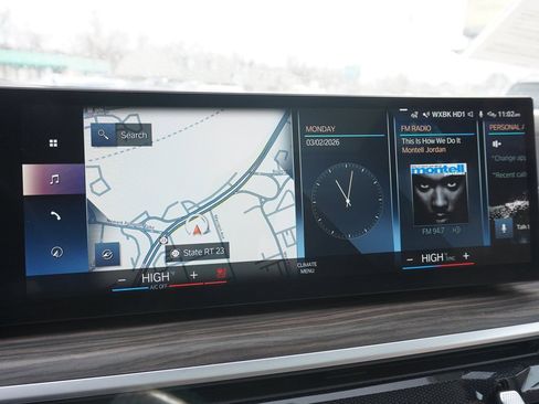 Used 2023 BMW X7 xDrive40i w/ Premium Package image 51