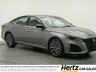 Used 2025 Nissan Altima 2.5 SV