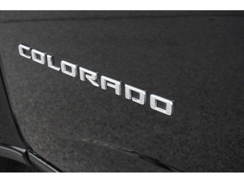 Used 2021 Chevrolet Colorado Z71 w/ Safety Package image 40