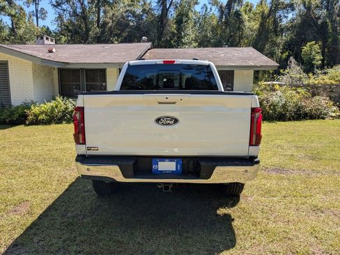 New 2025 Ford F150 Lariat w/ Equipment Group 502A High image 8