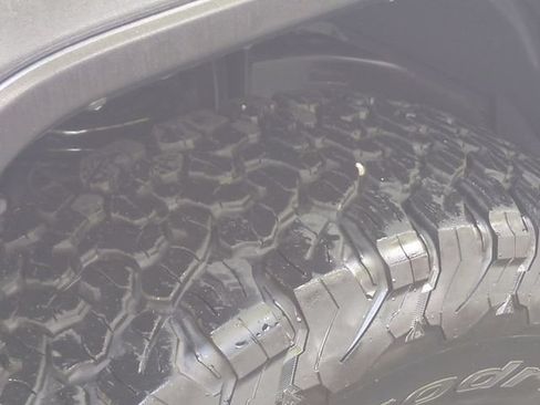 Used 2024 Jeep Wrangler Unlimited AWD/4WD image 11