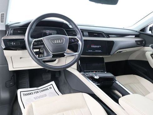 Used 2024 Audi Q8 e-tron Premium Plus w/ Premium Plus Package image 13