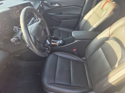 Used 2025 Chevrolet Trax RS w/ Driver Confidence Package FWD image 11