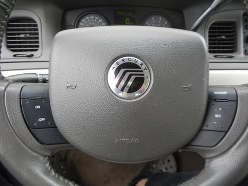 Used 2008 Mercury Grand Marquis LS RWD image 40