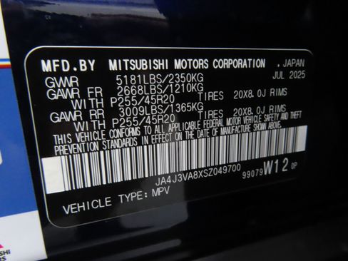 New 2025 Mitsubishi Outlander SE image 28