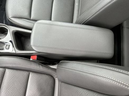 Used 2023 Buick Encore GX Essence w/ Experience Buick Package FWD image 24