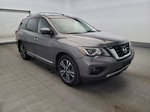 Used 2019 Nissan Pathfinder Platinum AWD/4WD image 13