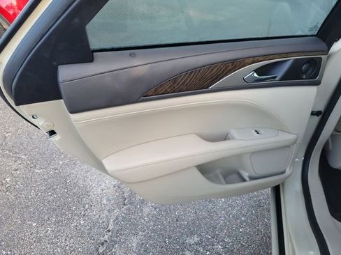 Used 2018 Lincoln MKZ Reserve w/ Technology Package image 29