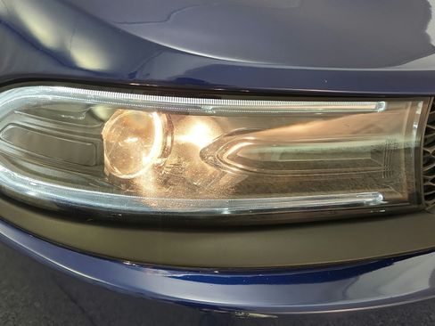 Used 2022 Dodge Charger R/T w/ Blacktop Package RWD image 32