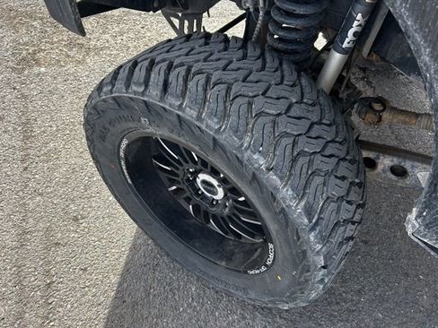 Used 2017 Ford F250 Platinum w/ Platinum Ultimate Package image 17