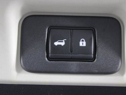 Certified 2024 Nissan Ariya AWD image 12