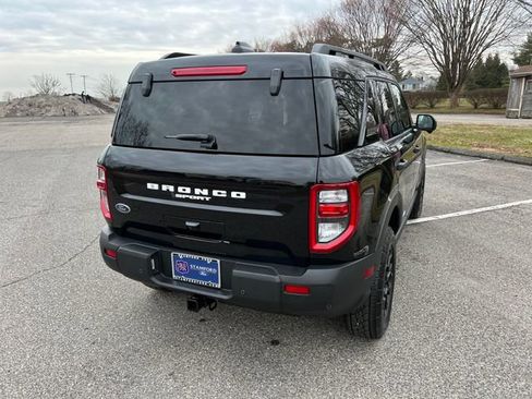 Used 2025 Ford Bronco Sport Badlands image 10