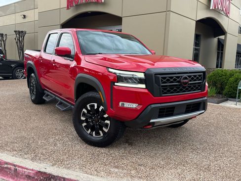 Used 2024 Nissan Frontier PRO-4X w/ Off-Road Protection Package image 1