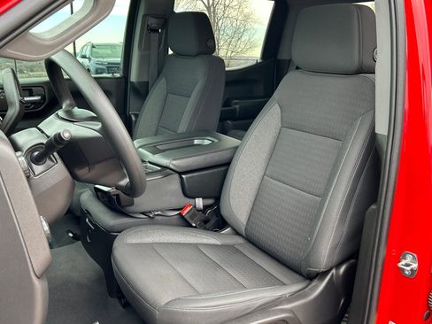 Used 2024 Chevrolet Silverado 1500 Custom Trail Boss w/ LPO, Dark Essentials Package image 19