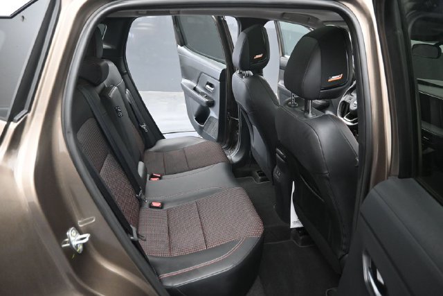 Certified 2026 Nissan Kicks SR w/ SR Premium Package AWD/4WD image 29