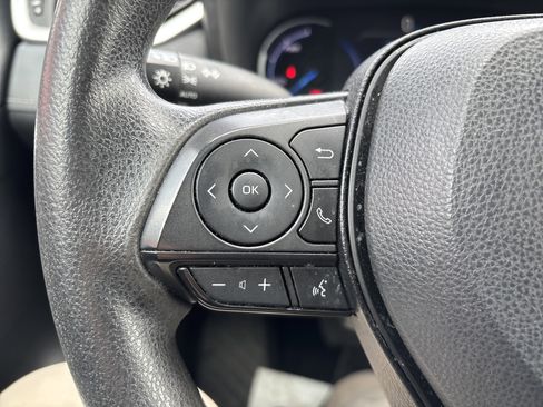 Used 2024 Toyota RAV4 XLE image 18