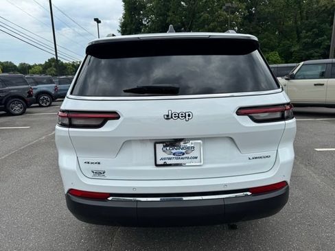 Used 2024 Jeep Grand Cherokee L Laredo AWD/4WD image 7