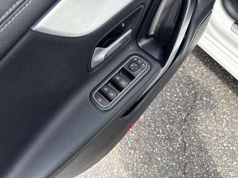 Used 2025 Mercedes-Benz CLA 250 4MATIC image 14