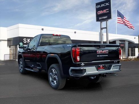 New 2026 GMC Sierra 2500 SLE AWD/4WD image 3