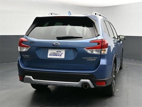 Used 2022 Subaru Forester Touring image 14