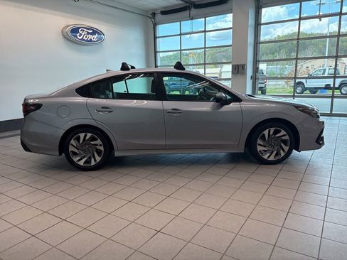 Used 2024 Subaru Legacy Limited AWD/4WD image 8