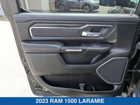 Used 2023 RAM 1500 Laramie AWD/4WD image 30