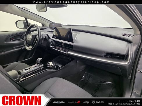 Used 2024 Toyota Prius LE FWD image 12