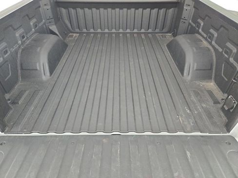 Used 2025 GMC Sierra 1500 Elevation AWD/4WD image 32