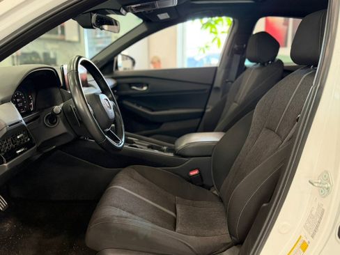 Used 2023 Honda Accord Sport image 13