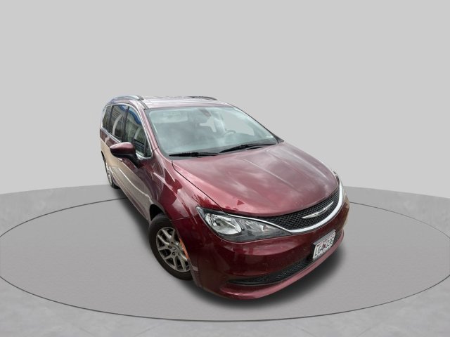 Used 2021 Chrysler Voyager Lxi FWD image 2
